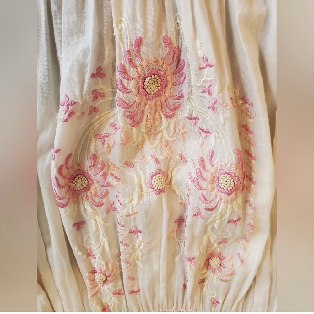 LoveShackFancy Resort collection off-shoulder mini dress - Picture 4 of 12